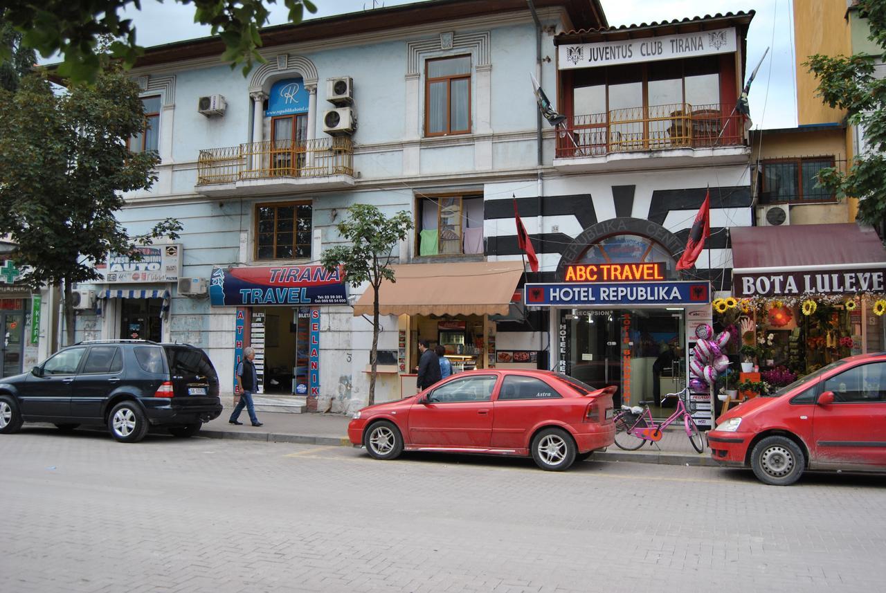 Hotel Republika Tiranë Ngoại thất bức ảnh