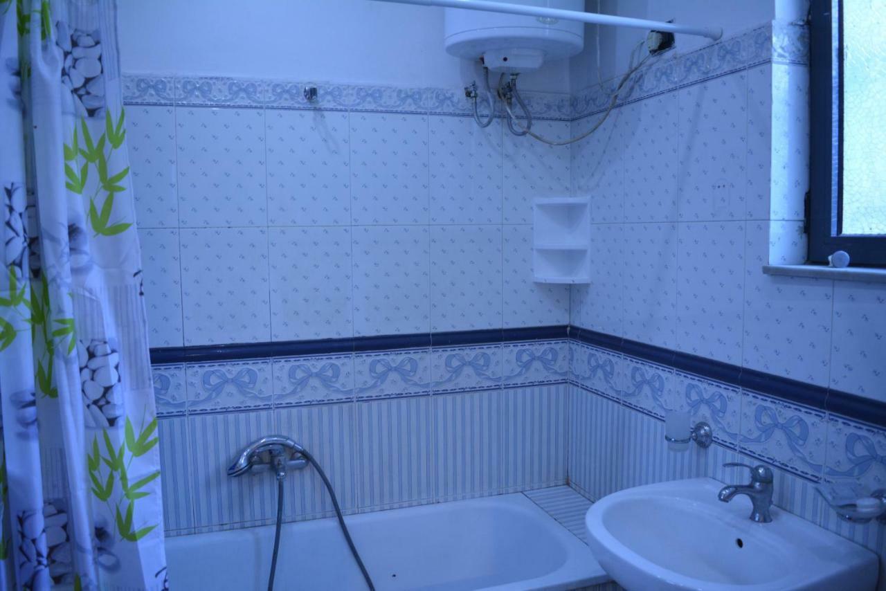Hotel Republika Tiranë Ngoại thất bức ảnh